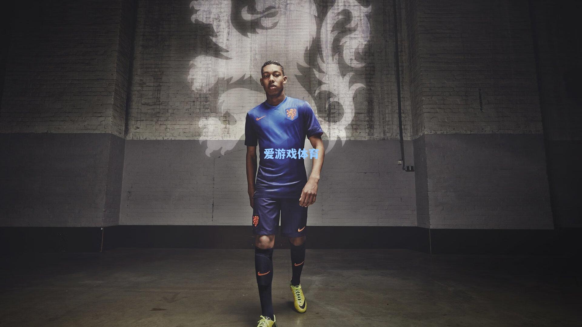 川超联赛震撼揭幕，成都主场六球狂胜遂宁，韩红激情献唱开球点燃绿茵